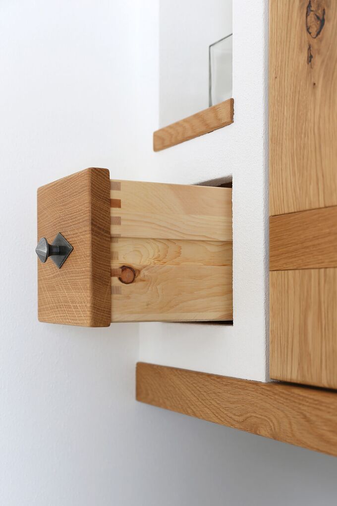 Detailbild Schublade in Mauereinfassung